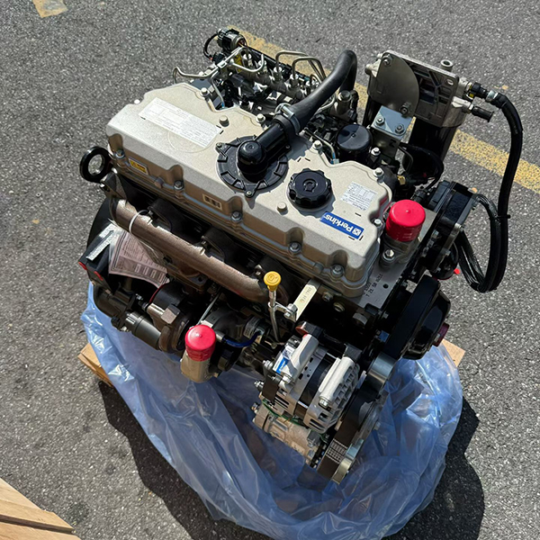 Berri bikaina! Perkins C4.4 motorrak salgai daude berriro